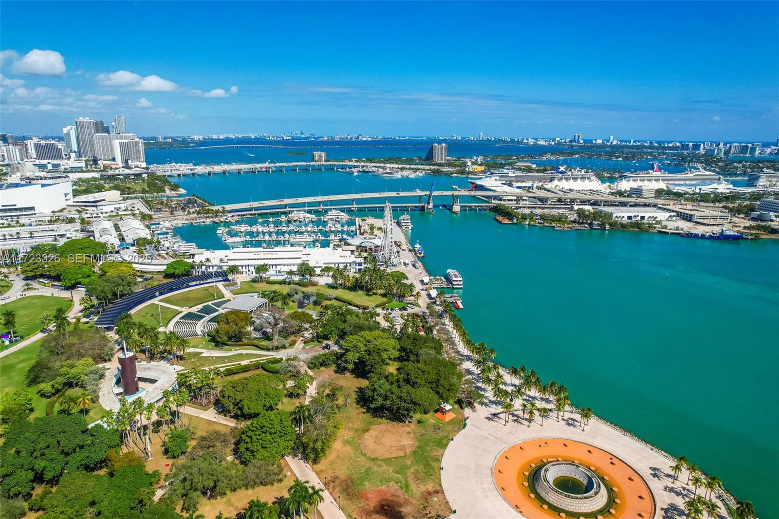 50 Biscayne Boulevard 4208, Miami, FL 33132 photo 4