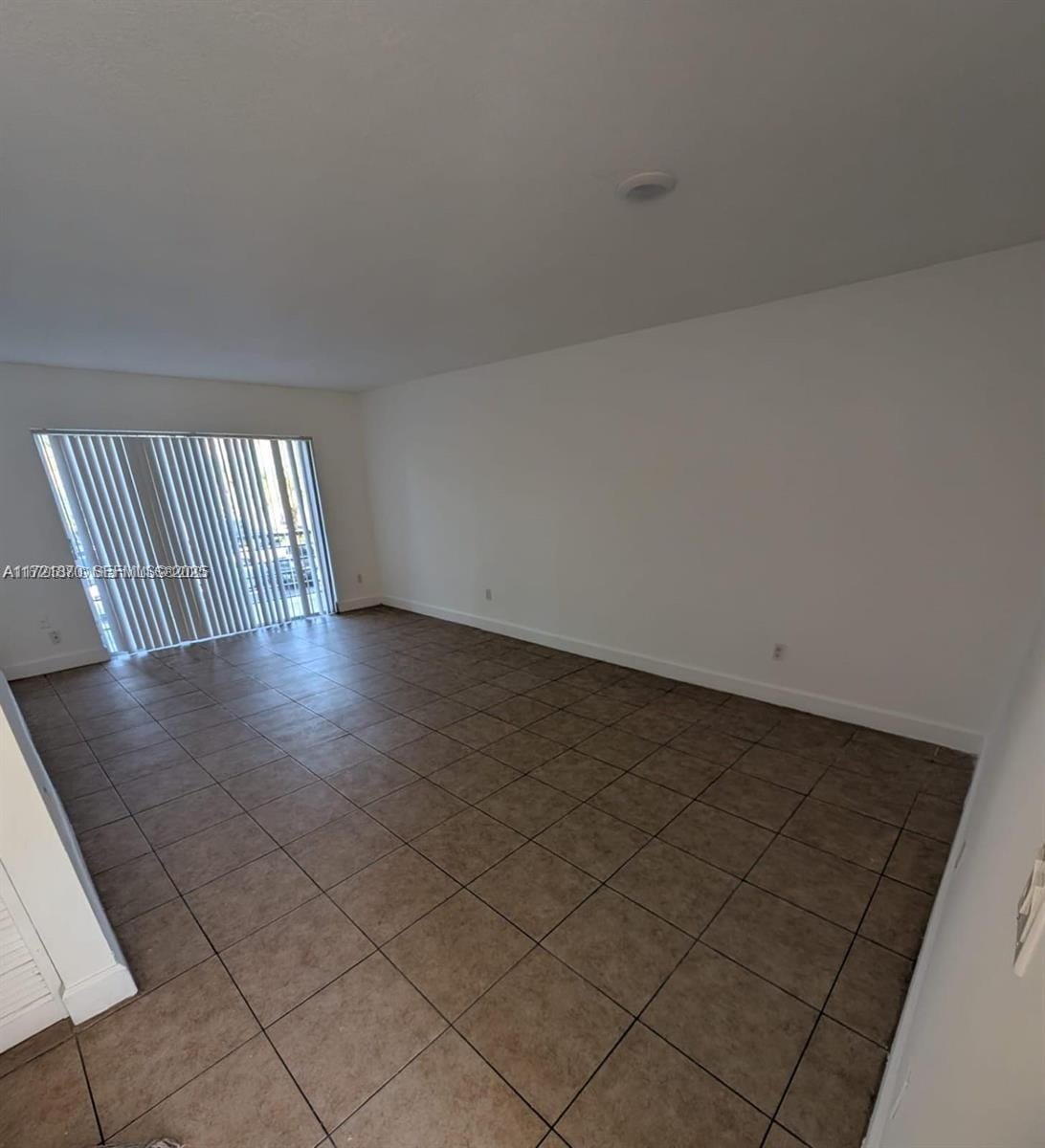 2800 NW 56th Avenue B202 — photo 2