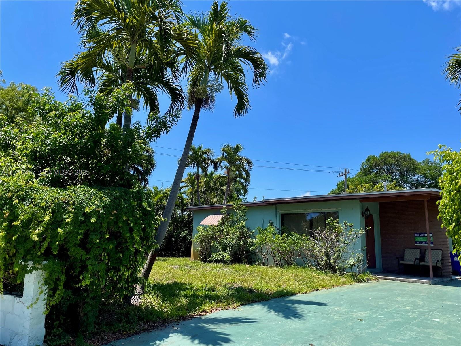 1560 NE 42 Street, Pompano Beach, FL 33064