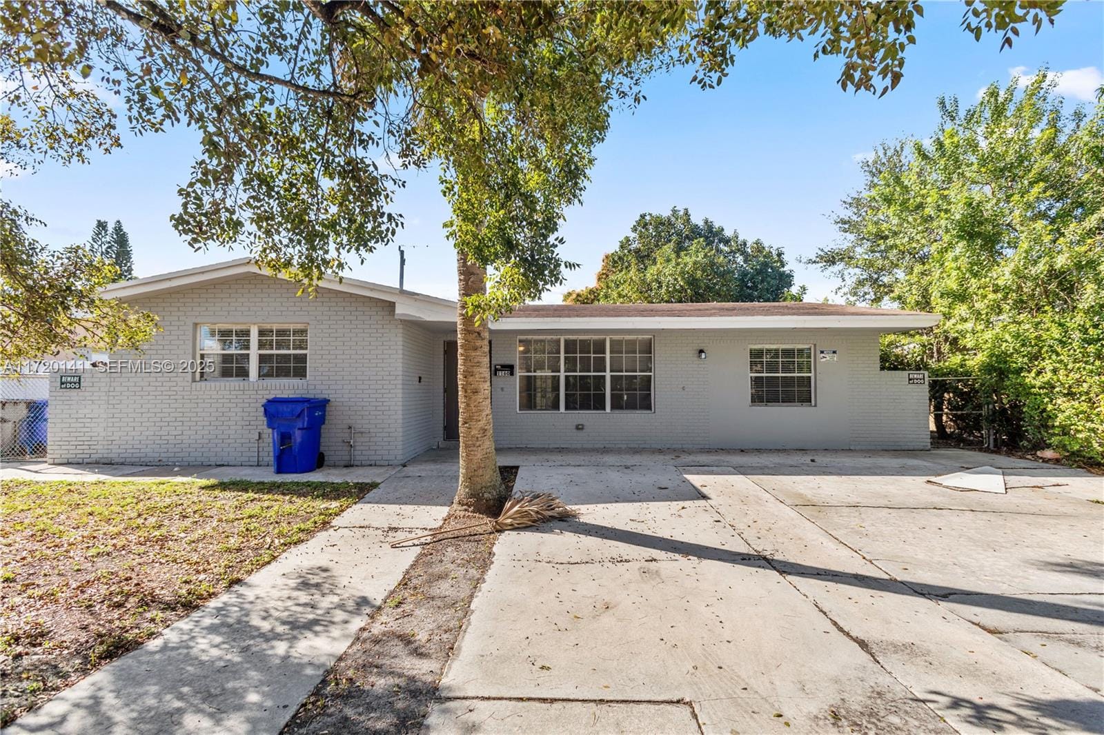 1160 N 66th Avenue, Hollywood, FL 33024