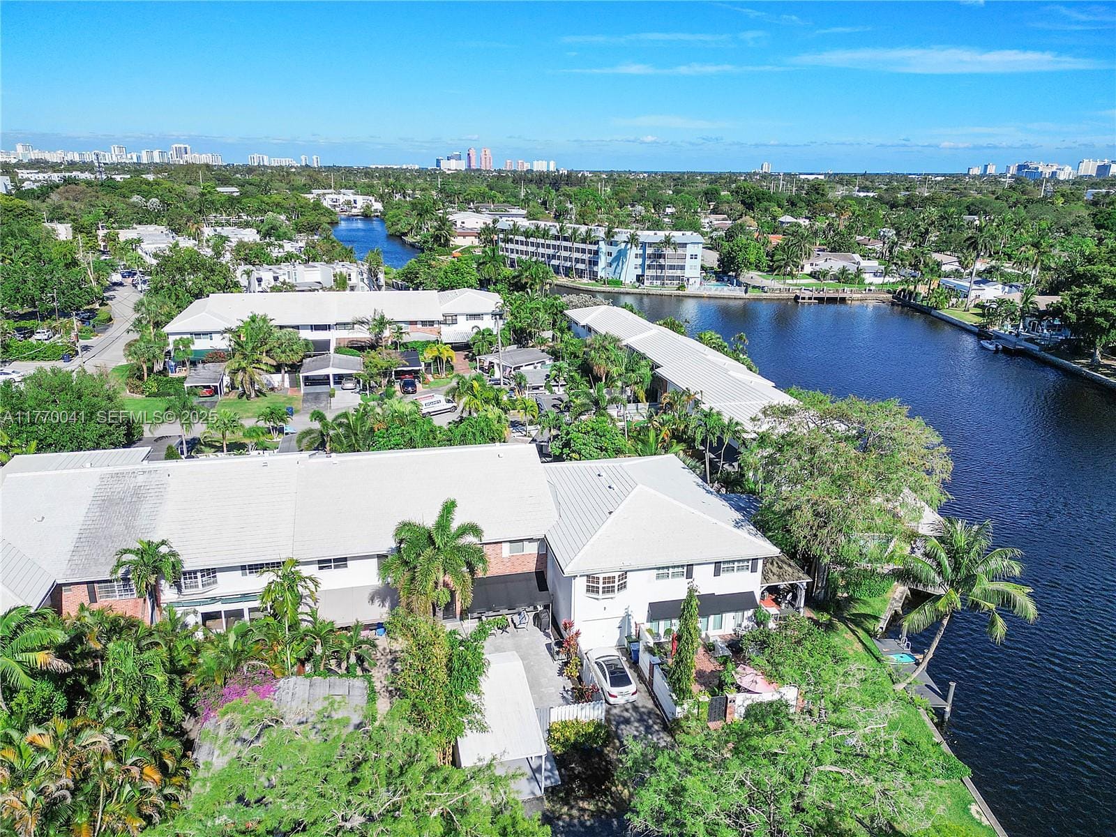 8 Hathaway Lane, Wilton Manors, FL 33305 photo 16