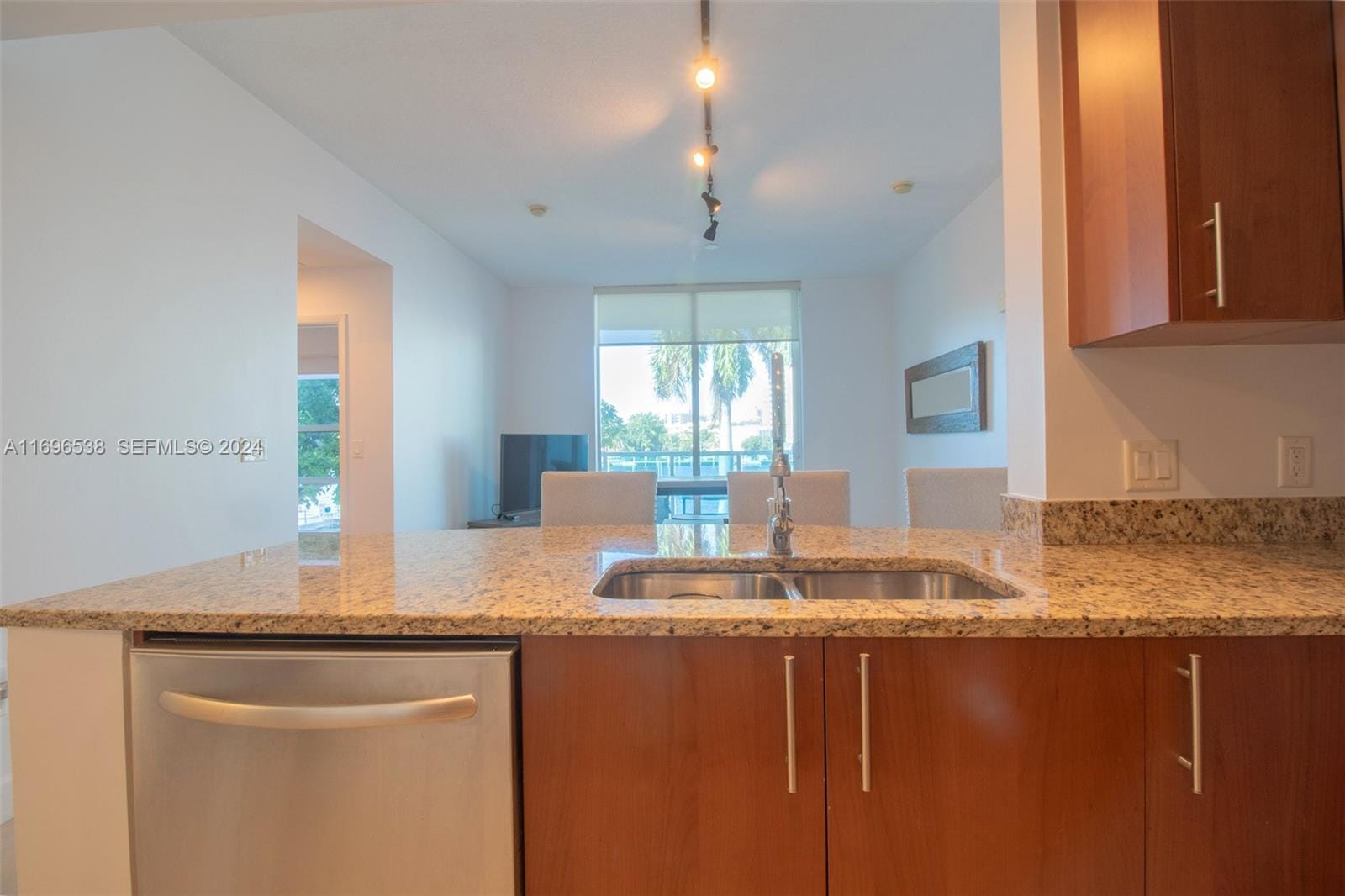 1945 S Ocean Drive M5, Hallandale Beach, FL 33009 photo 22