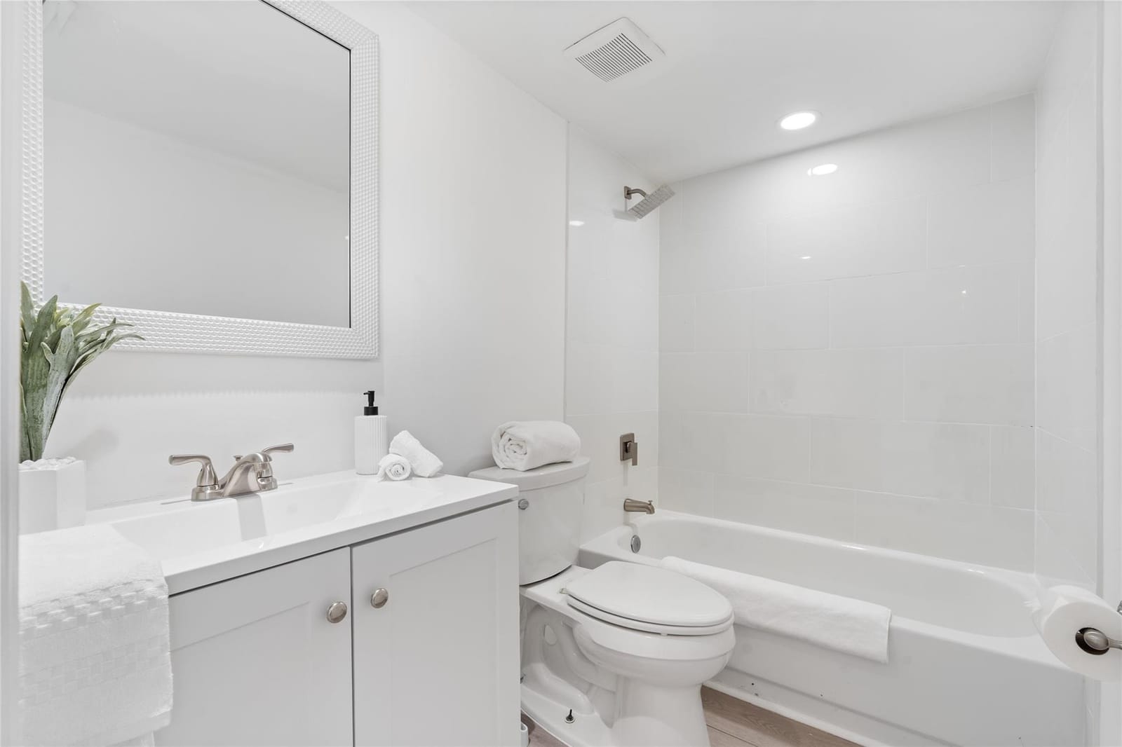 2305 NW 36th Avenue — photo 12