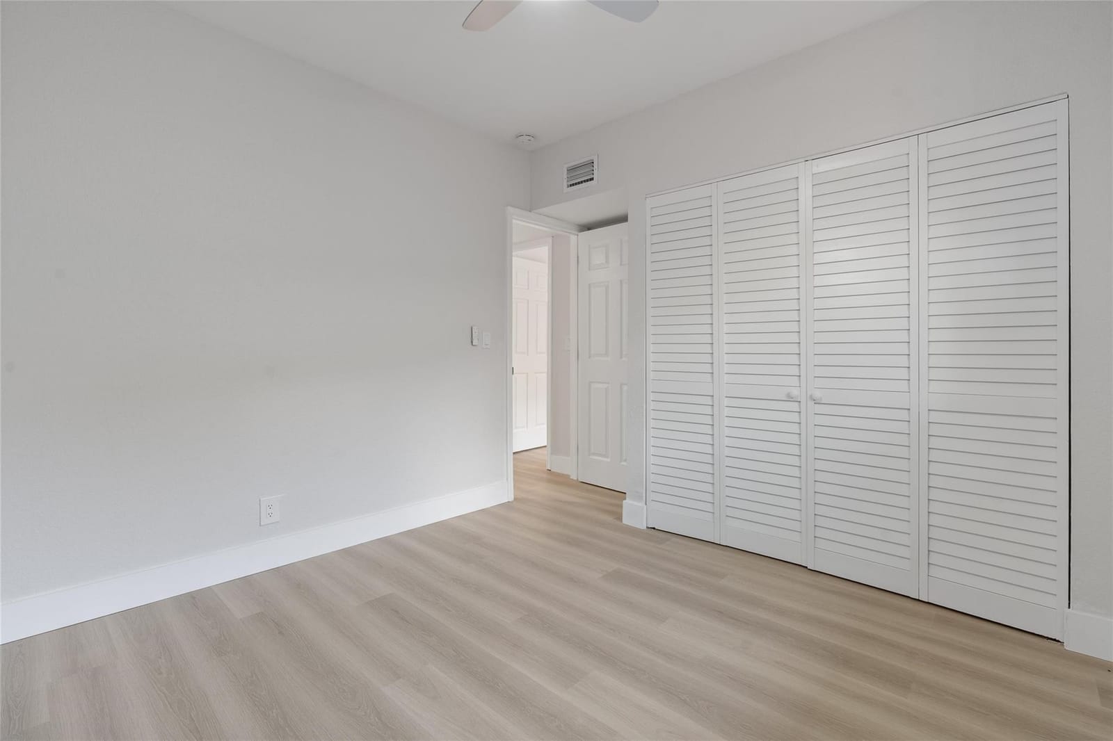 2305 NW 36th Avenue — photo 10