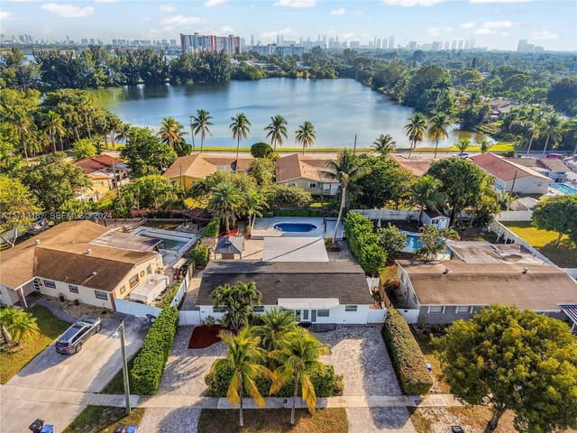18361 NE 7th Court, sold in Pickwick Lake Ests Sec 2, North Miami Beach, FL