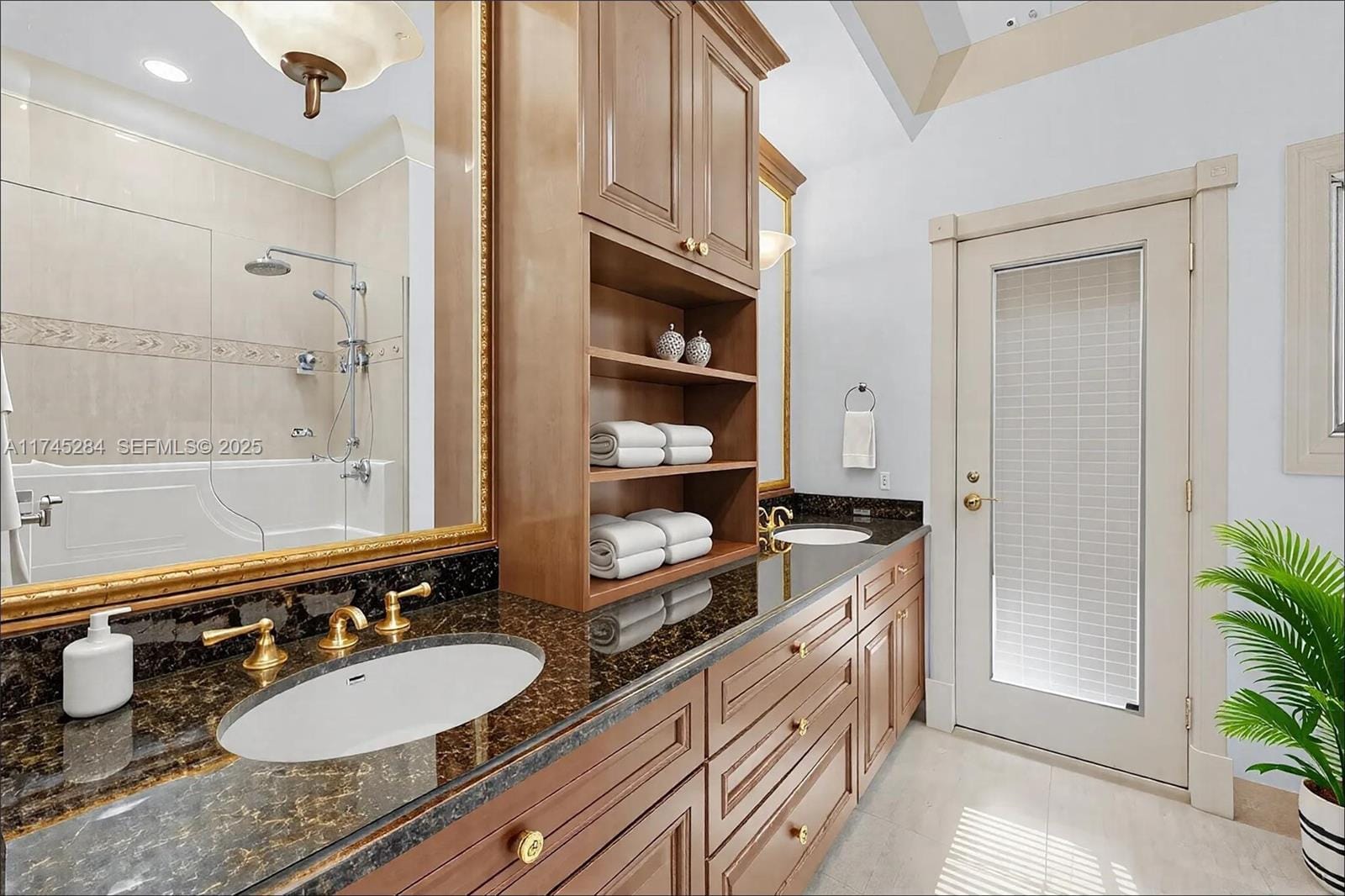 6670 Riviera Drive, Coral Gables, FL 33146 photo 27