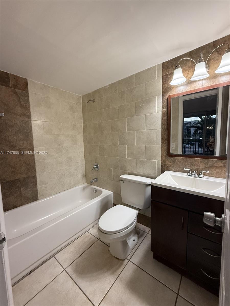 2903 N Miami Beach Boulevard 204, North Miami Beach, FL 33160 photo 14