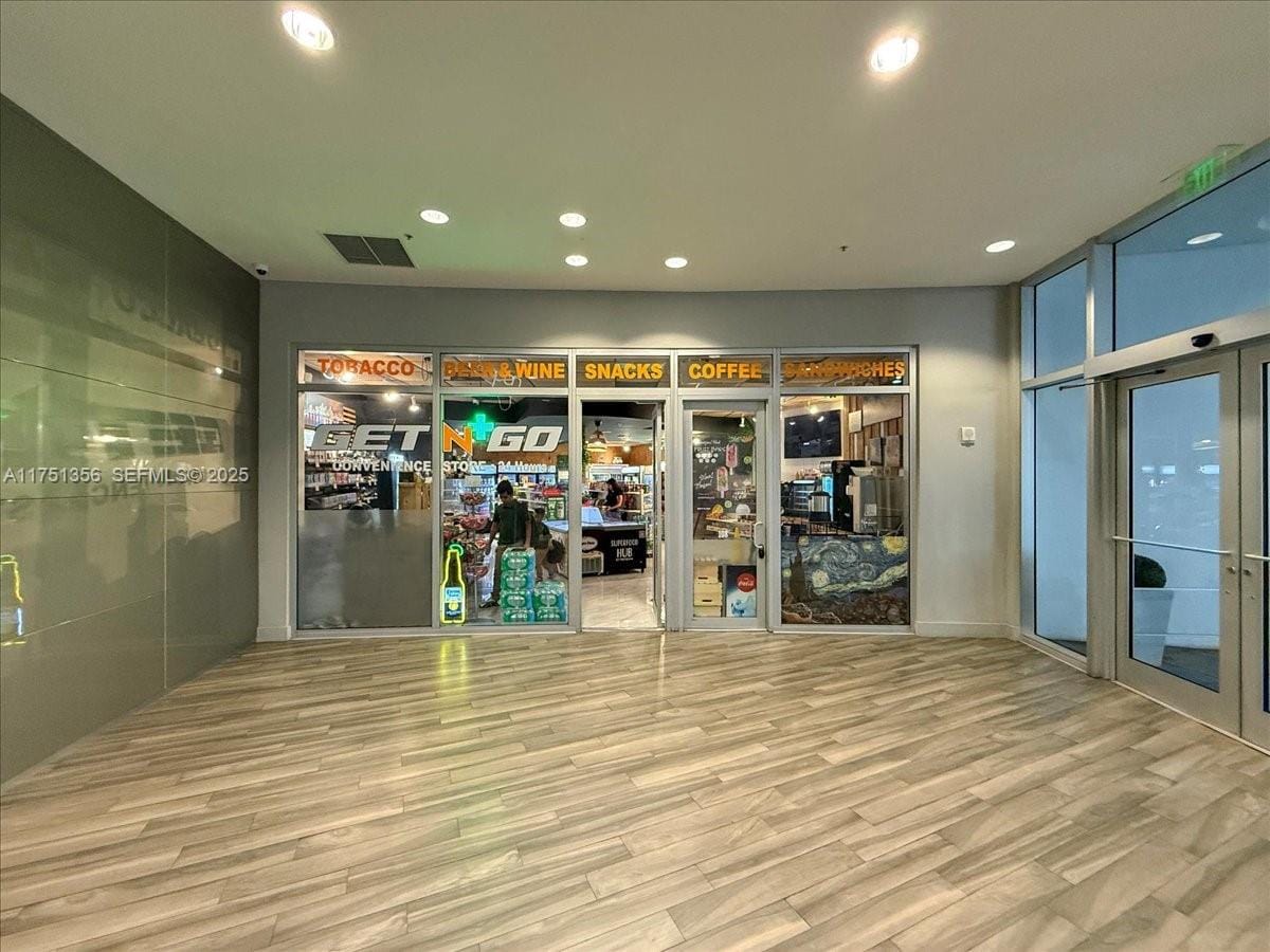 1750 N Bayshore Drive 4809, Miami, FL 33132 photo 19