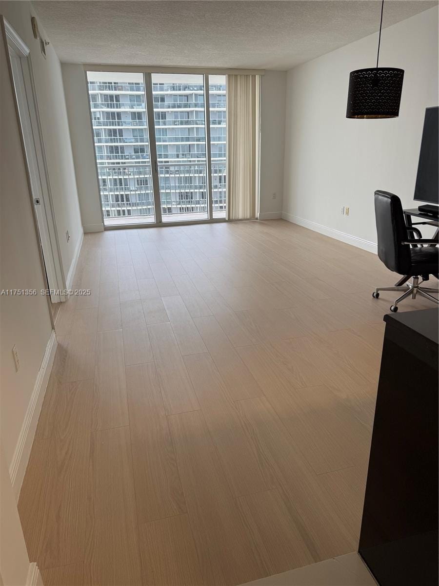 1750 N Bayshore Drive 4809, Miami, FL 33132 photo 28