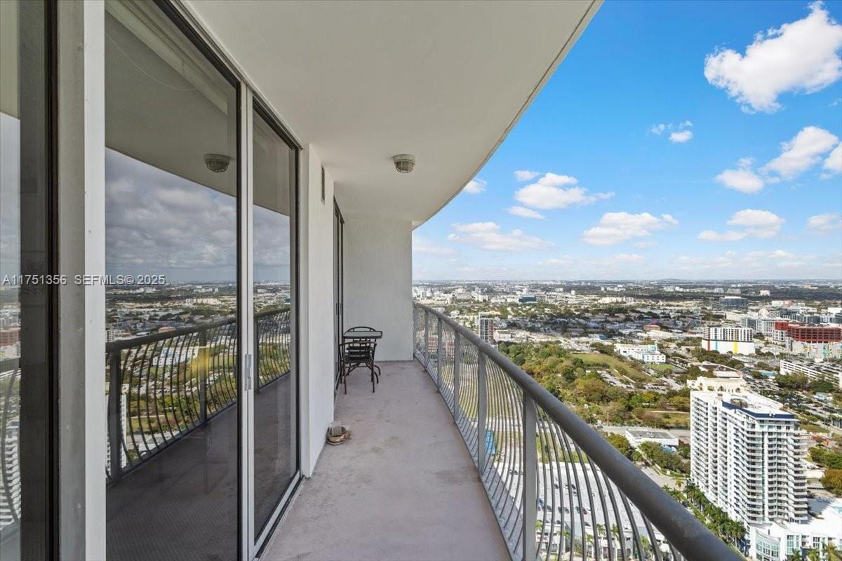 1750 N Bayshore Drive 4809 — photo 6