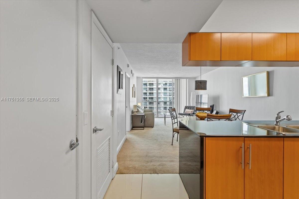 1750 N Bayshore Drive 4809, Miami, FL 33132, Miami