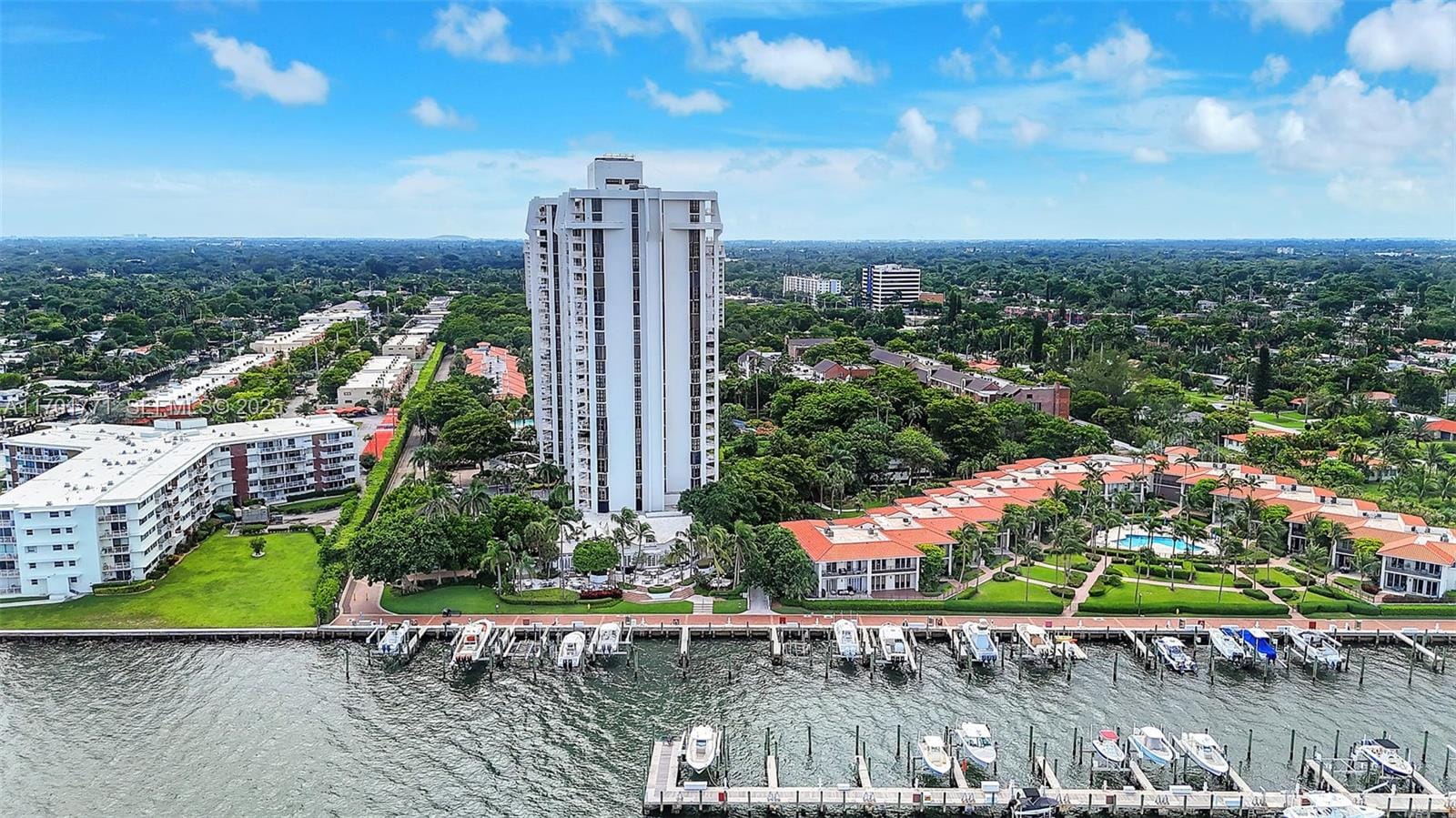 4000 Towerside Terrace 707, Miami, FL 33138 photo 2