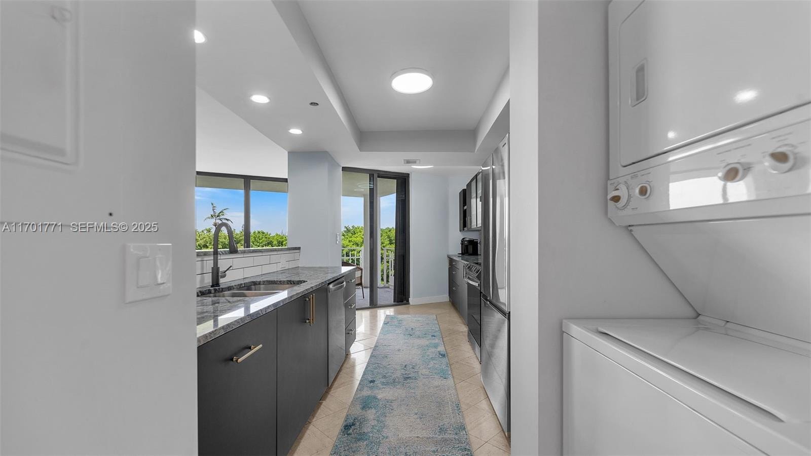 4000 Towerside Terrace 707, Miami, FL 33138 photo 13