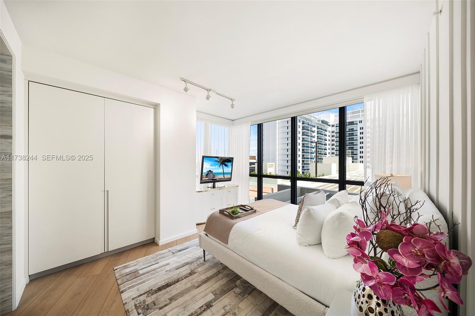 2201 Collins Avenue 811, Miami Beach, FL 33139 photo 21