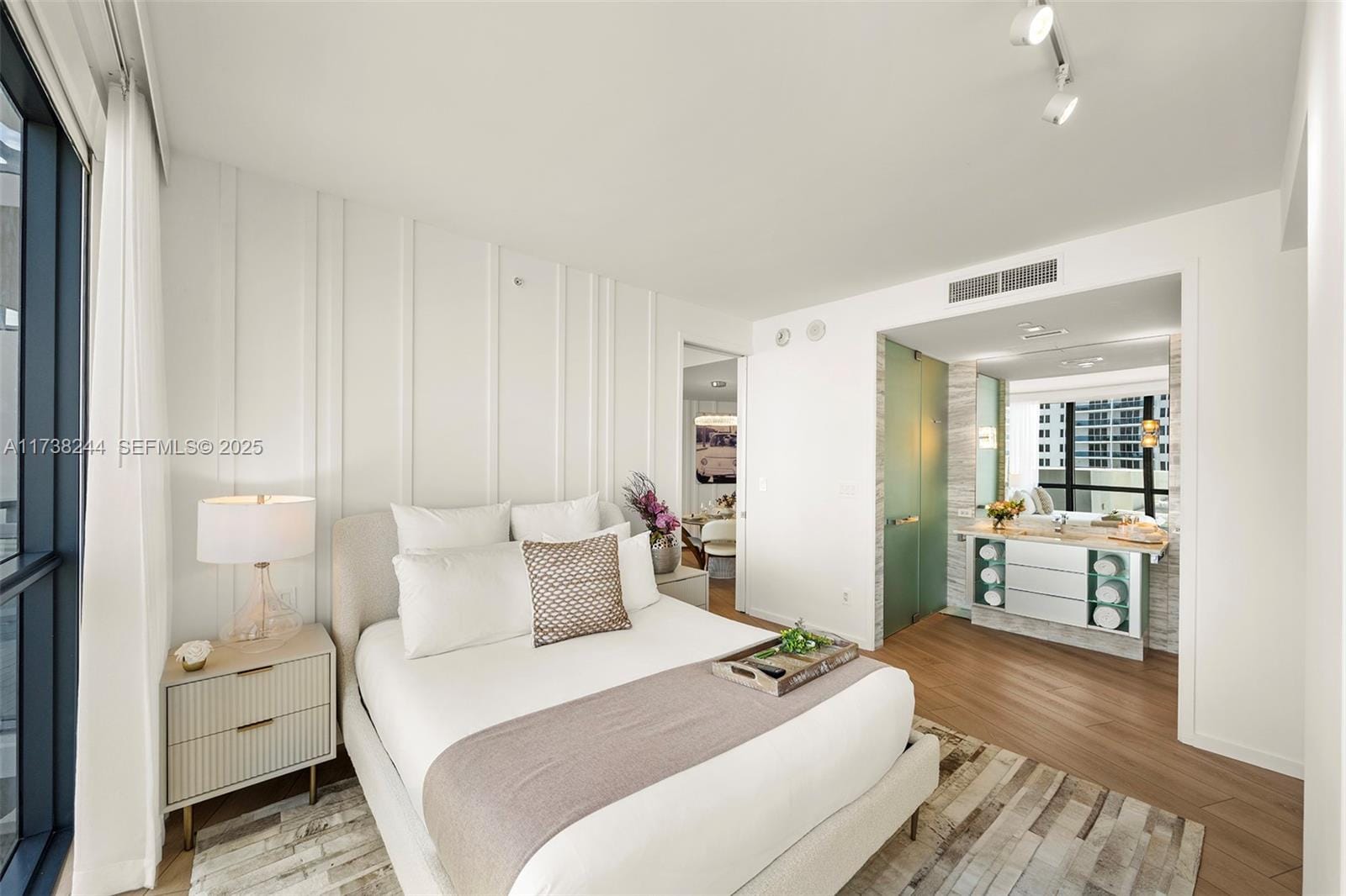 2201 Collins Avenue 811, Miami Beach, FL 33139 photo 24