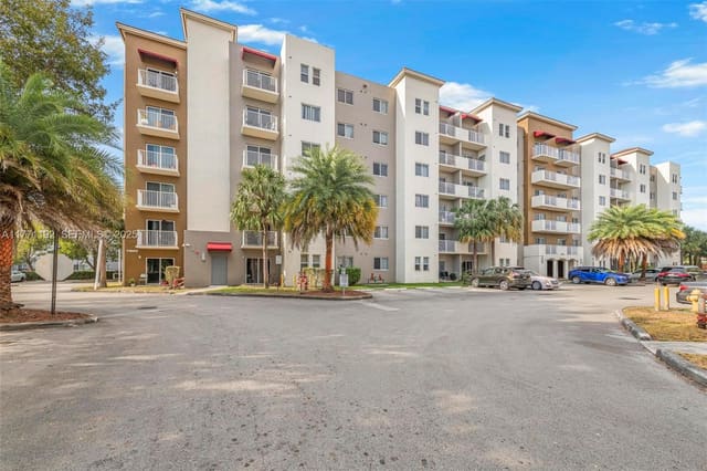 11060 SW 196th Street 410, Cutler Bay, FL 33157