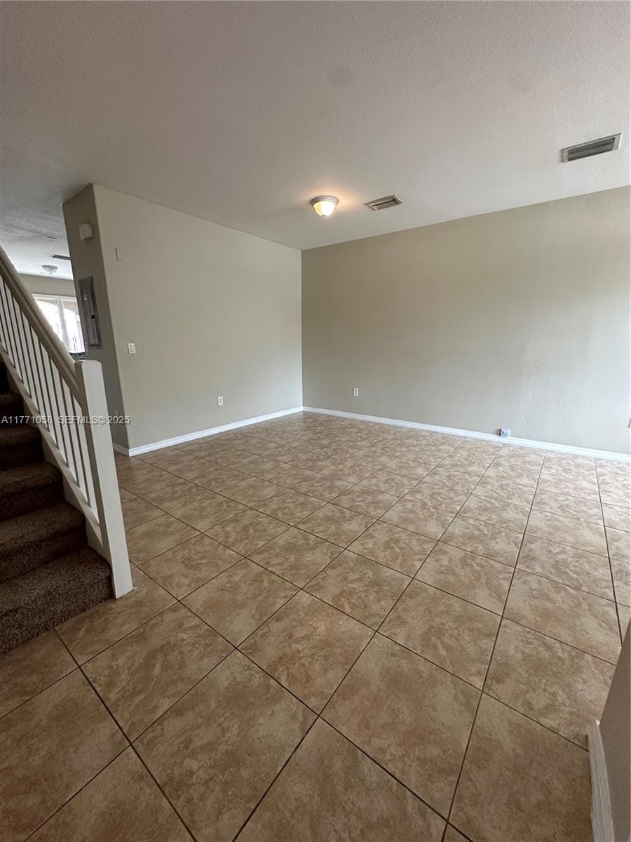 15358 SW 91st Street — photo 2
