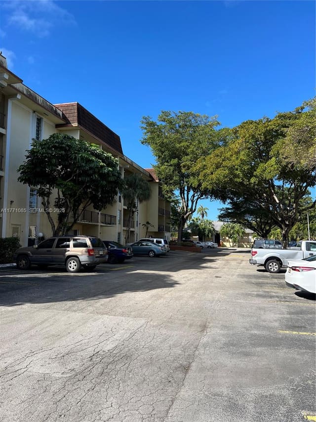 11925 NE 2nd Avenue B308, North Miami, FL 33161
