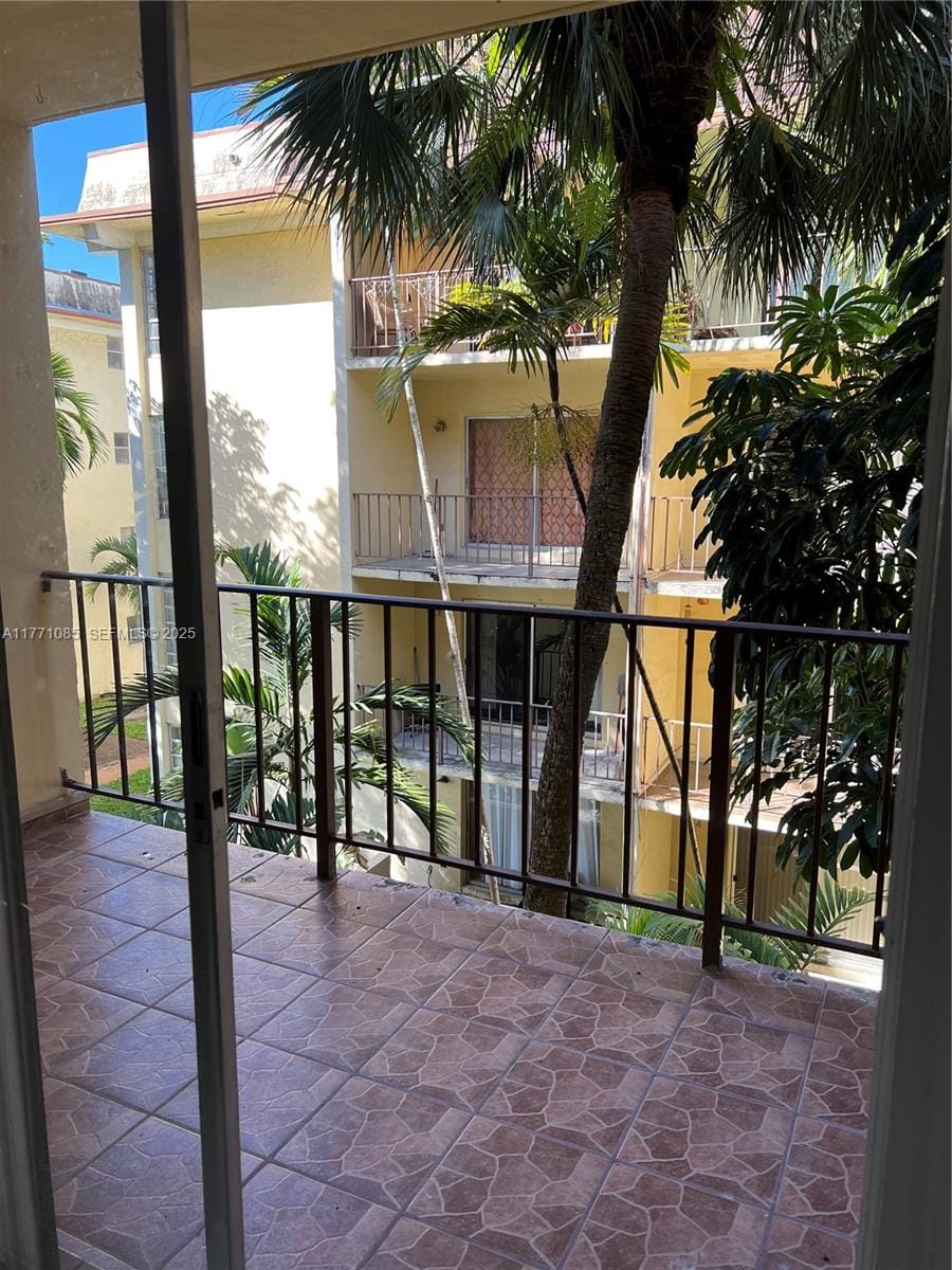11925 NE 2nd Avenue B308, North Miami, FL 33161 photo 16