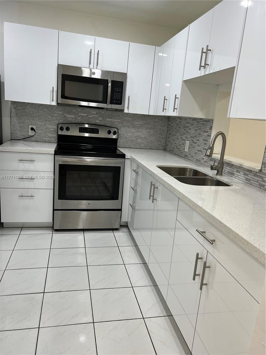 11925 NE 2nd Avenue B308, North Miami, FL 33161 photo 7