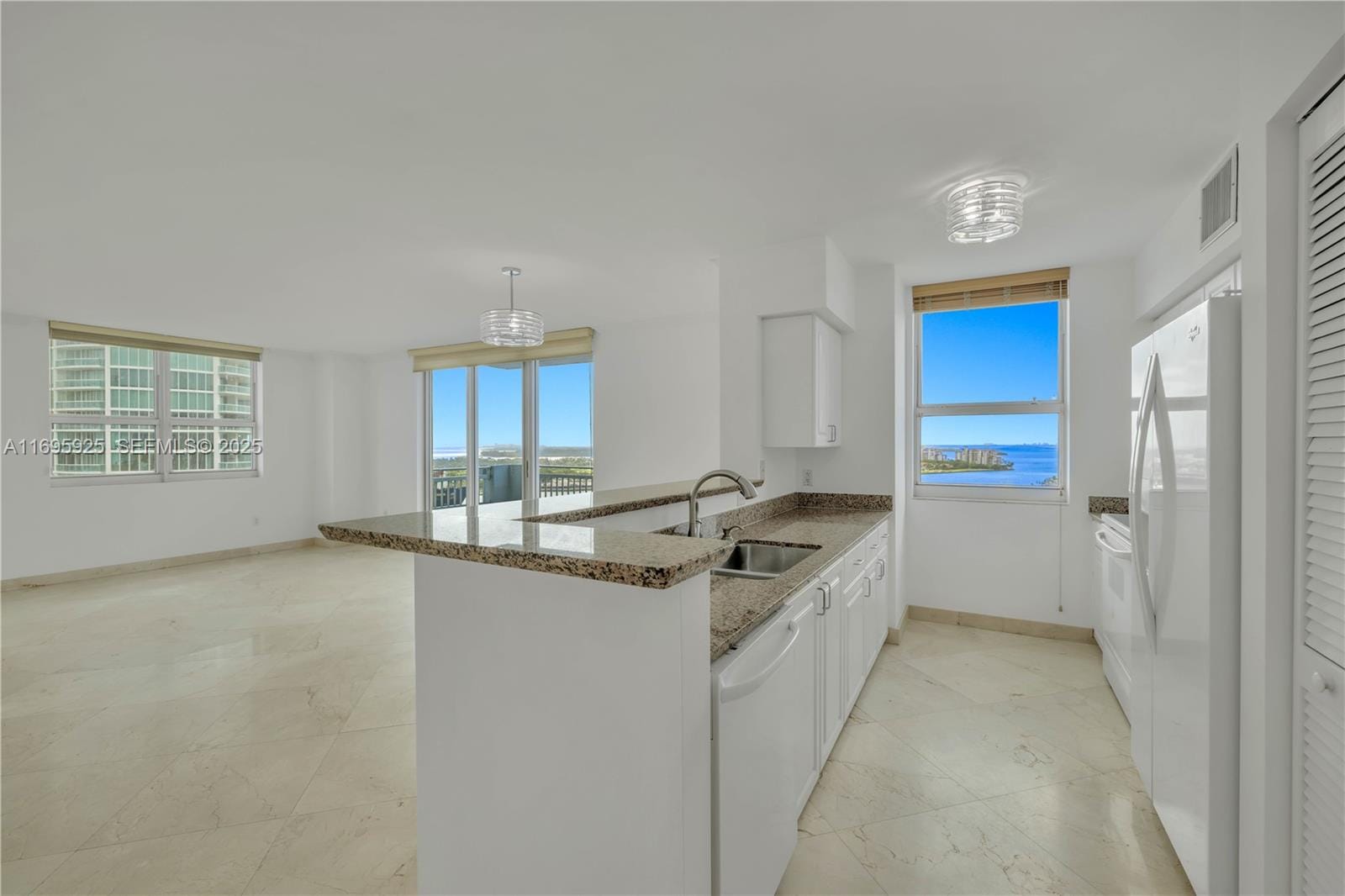 90 Alton Road 1902, Miami Beach, FL 33139 photo 15