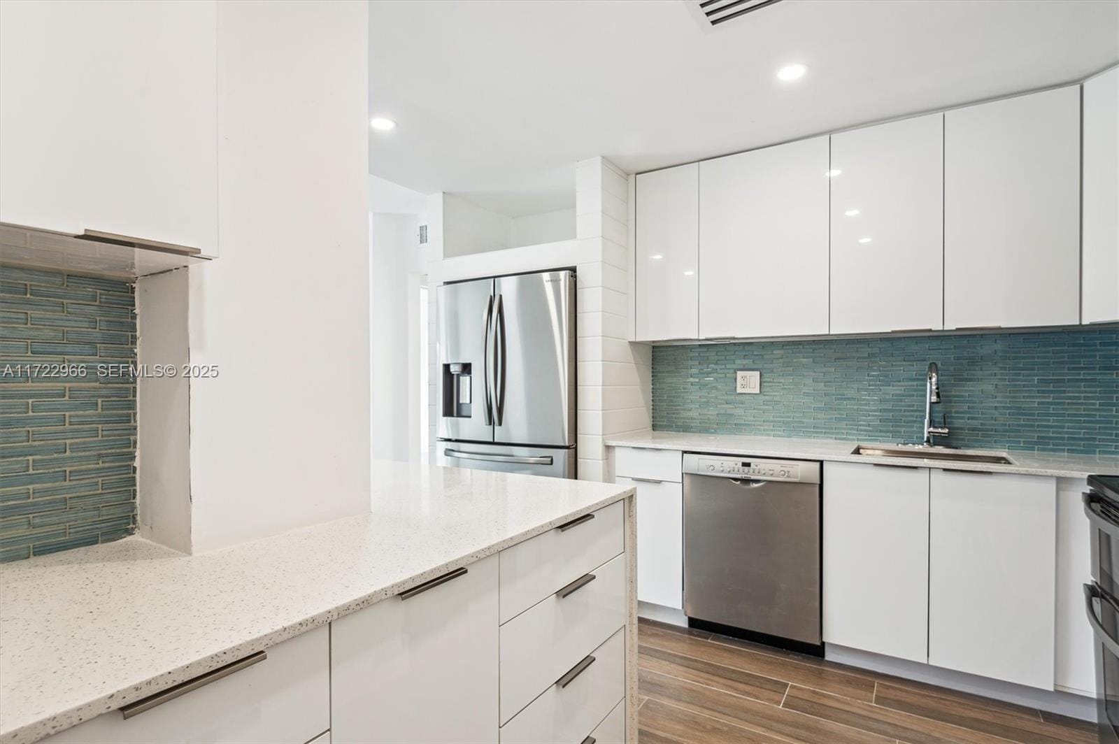 301 SW Sunrise Drive 3AW — photo 5