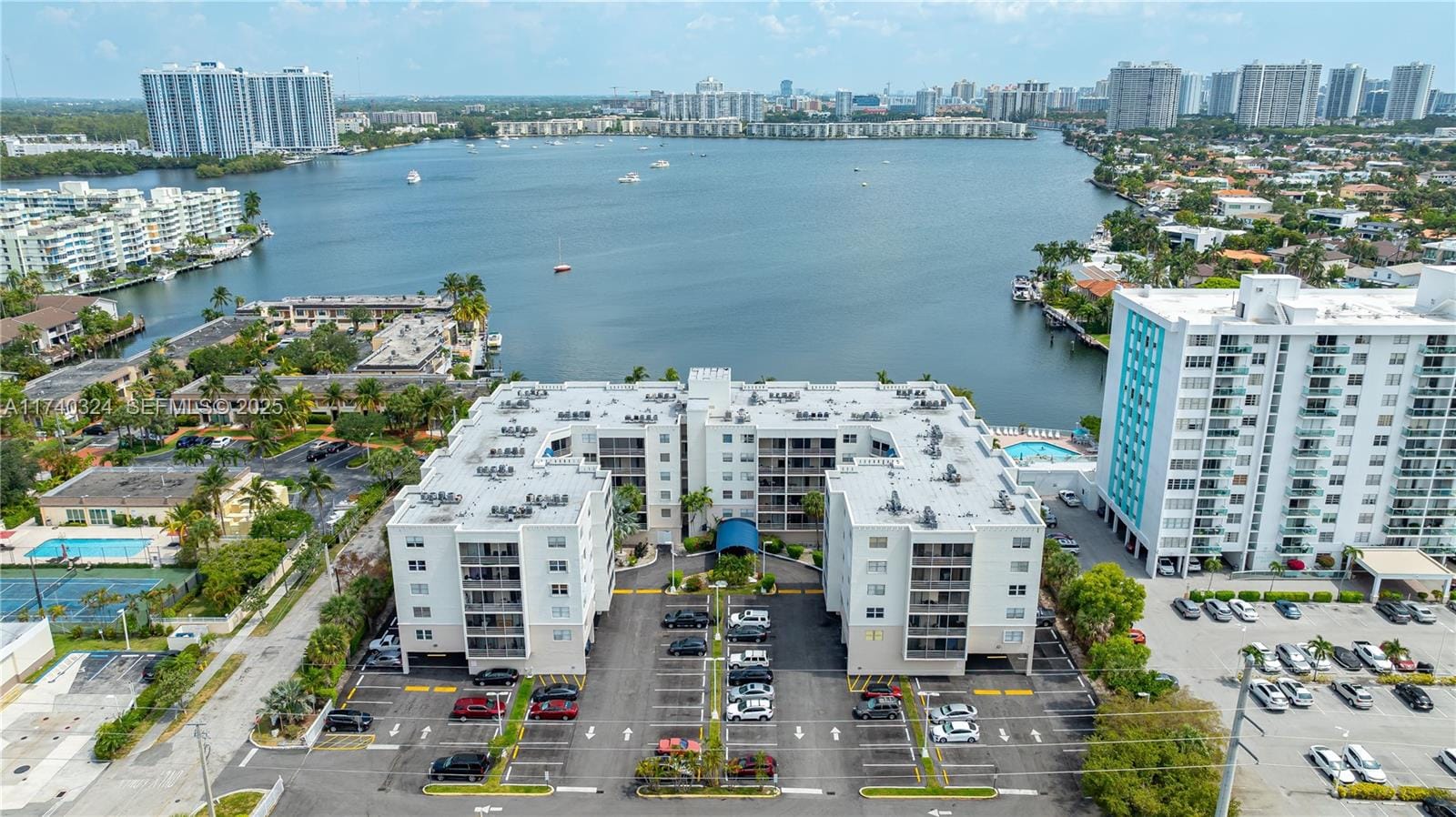 2821 NE 163th Street 5J, North Miami Beach, FL 33160 photo 30