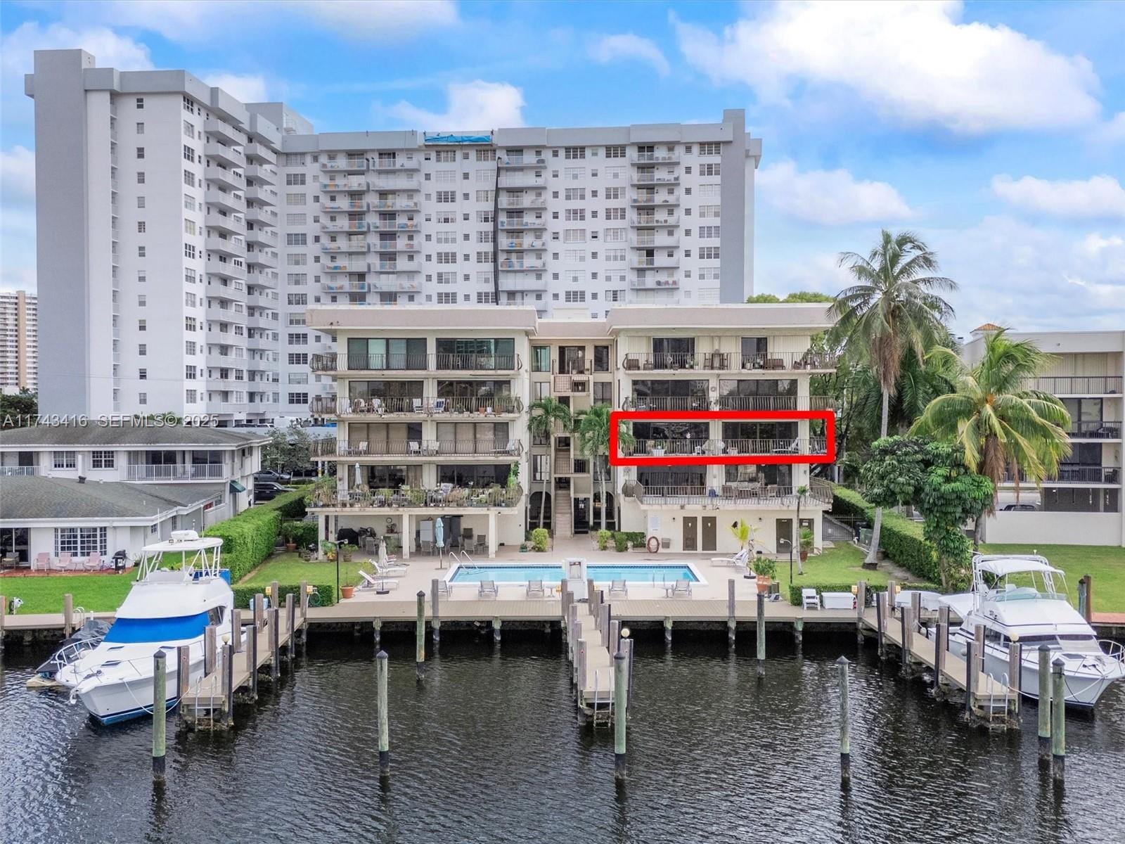136 Golden Isles Drive 301, Hallandale Beach, FL 33009