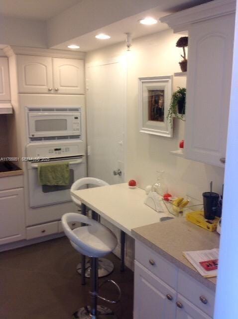 400 Kings Point Drive 810 — photo 11