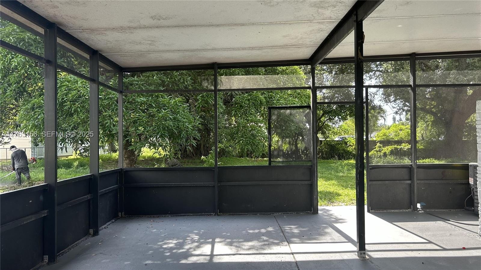 205 Seaman Avenue, Opa-Locka, FL 33054 photo 23