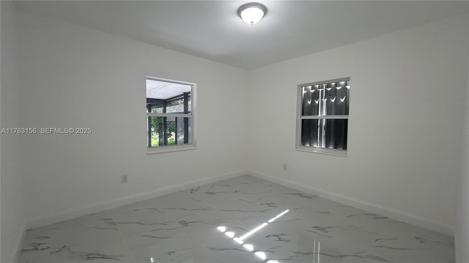 205 Seaman Avenue — photo 8
