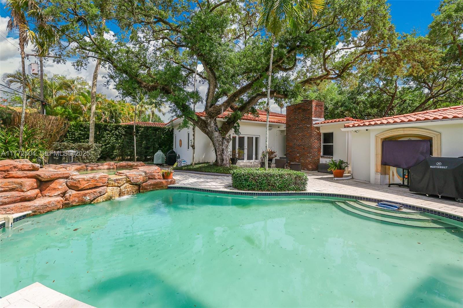 1049 Malaga Avenue, Coral Gables, FL 33134 photo 23
