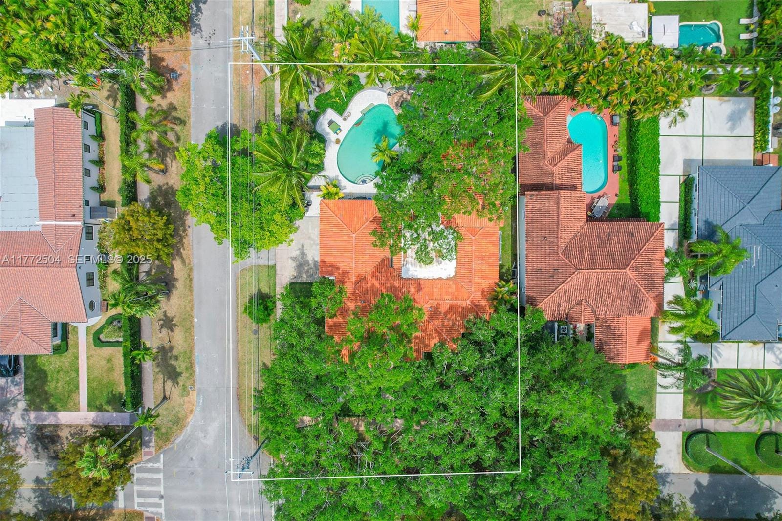 1049 Malaga Avenue, Coral Gables, FL 33134 photo 27