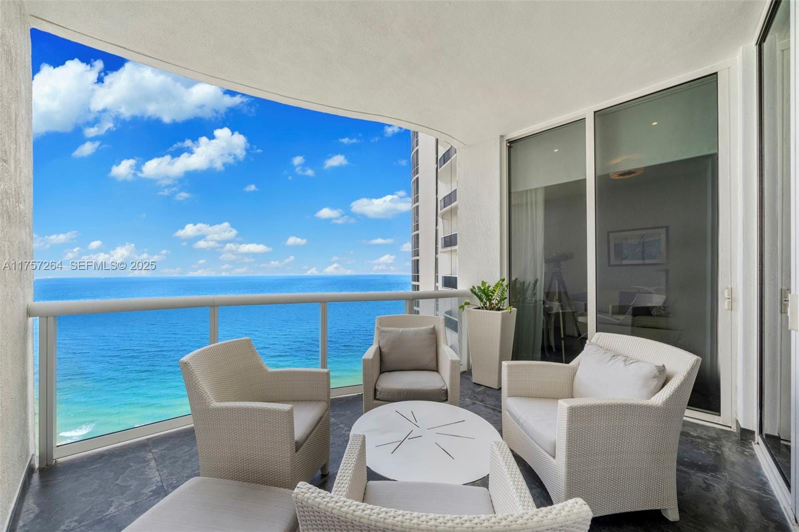 15811 Collins Avenue 2904, Sunny Isles Beach, FL 33160