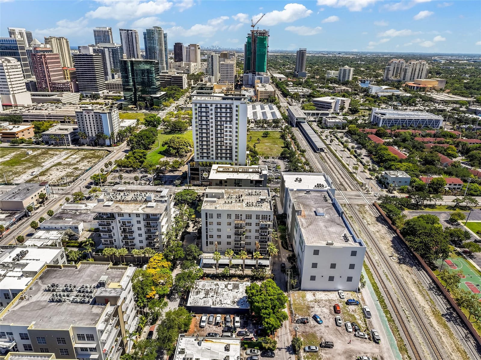 431 NW 1st Avenue — photo 8