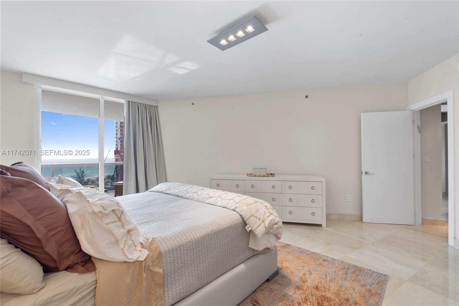 18911 Collins Avenue 1004, Sunny Isles Beach, FL 33160 photo 19
