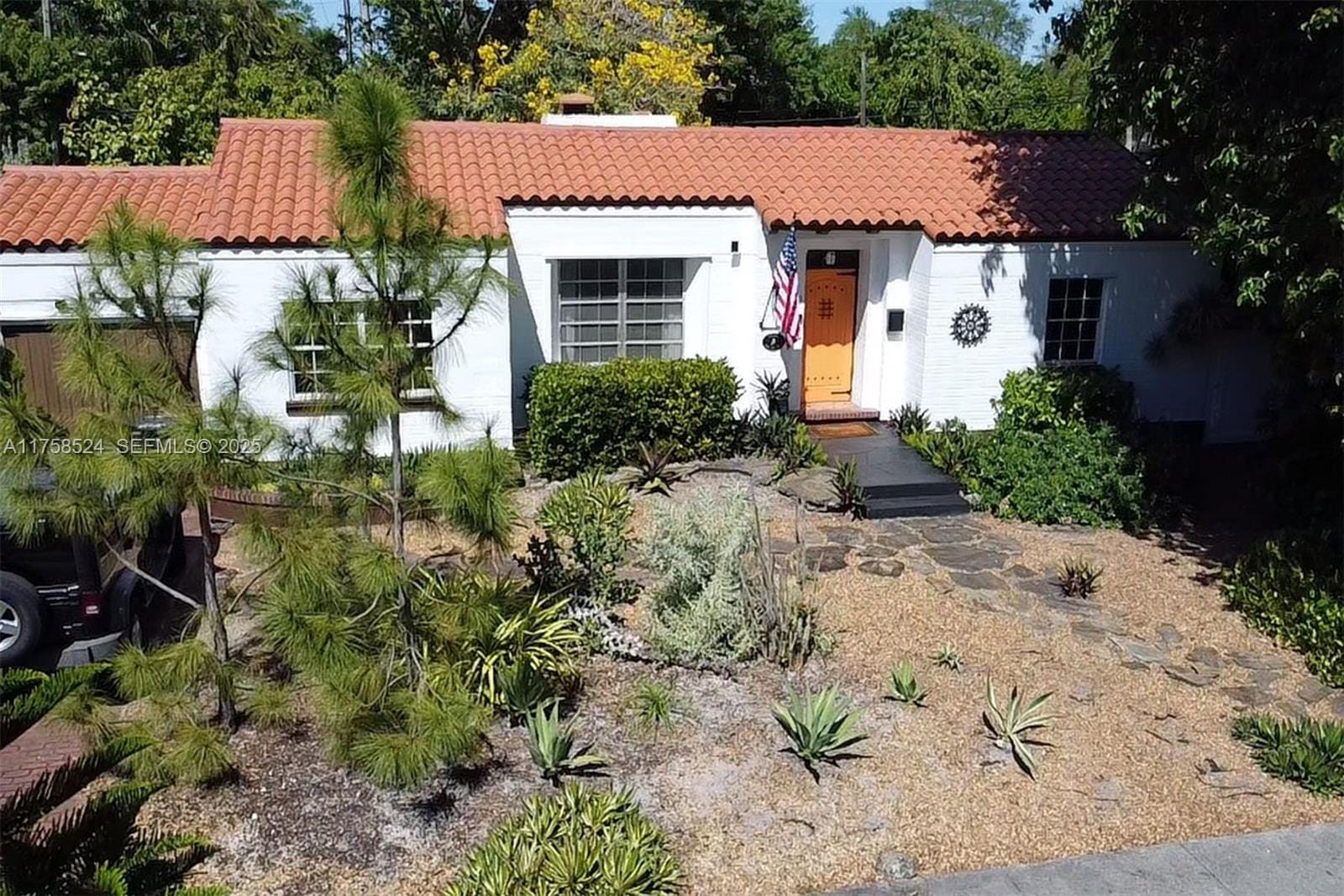 551 Morningside Drive — photo 3