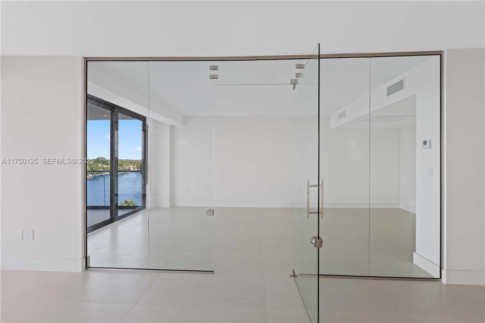 5500 Collins Avenue 802, Miami Beach, FL 33140 photo 12