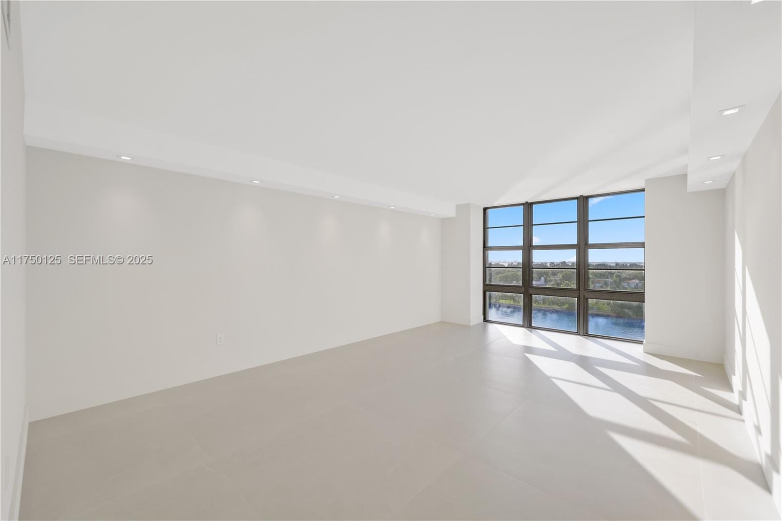 5500 Collins Avenue 802, Miami Beach, FL 33140 photo 21