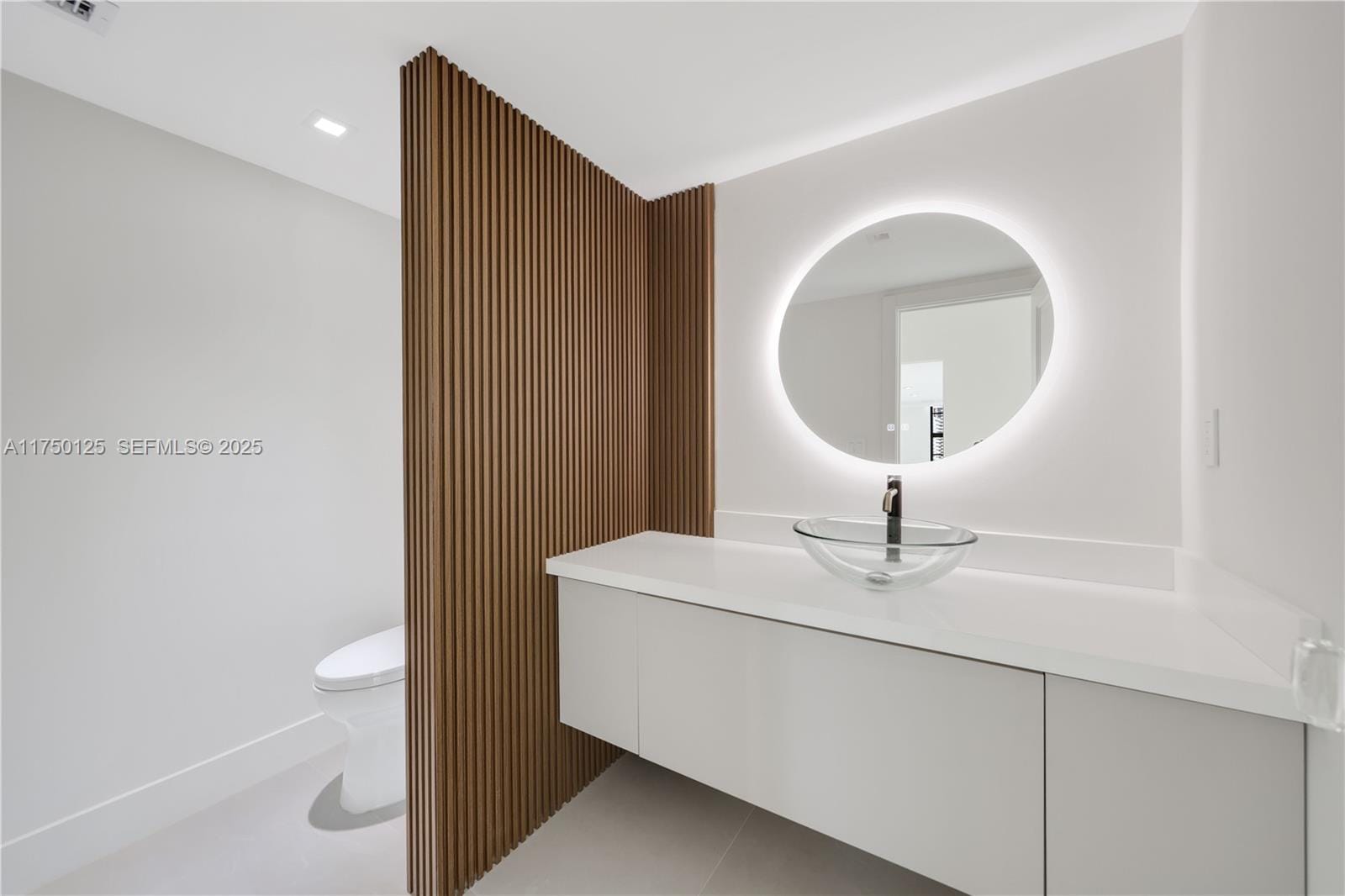 5500 Collins Avenue 802, Miami Beach, FL 33140 photo 9