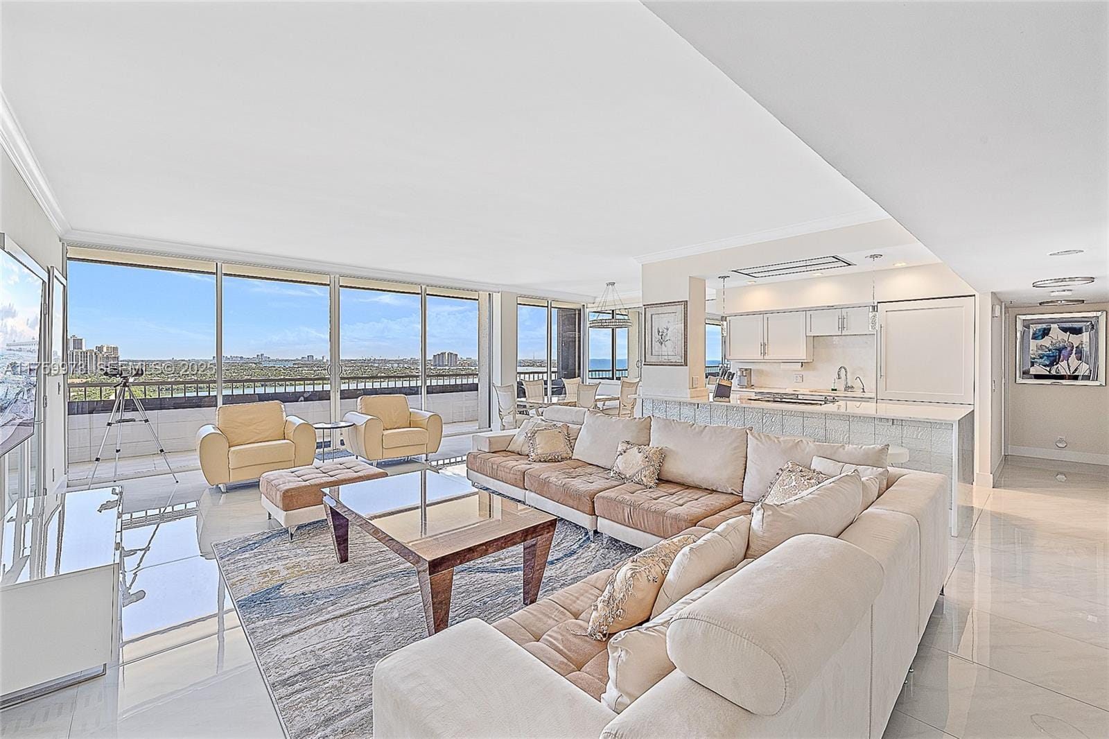 5280 N Ocean Drive 16F — photo 2