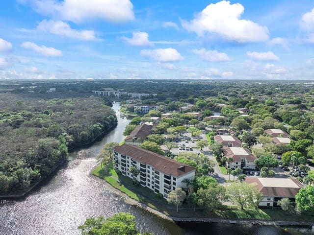 2907 Carambola Circle 506, Coconut Creek, FL 33066