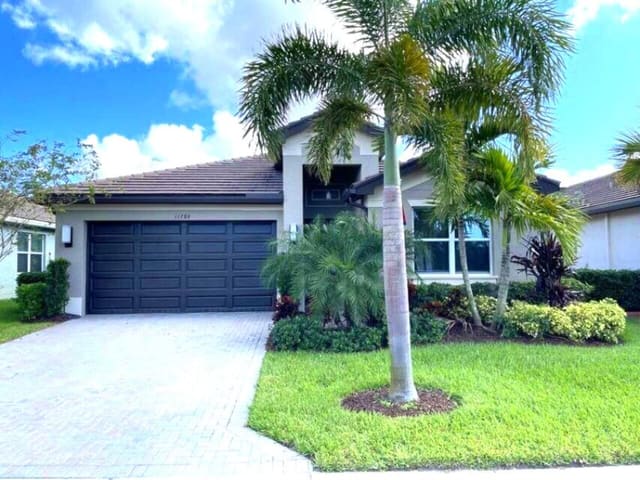 11789 SW Hawthorne Hill Road, sold in Riverland Parcel A - Plat Ten, Port St Lucie, FL