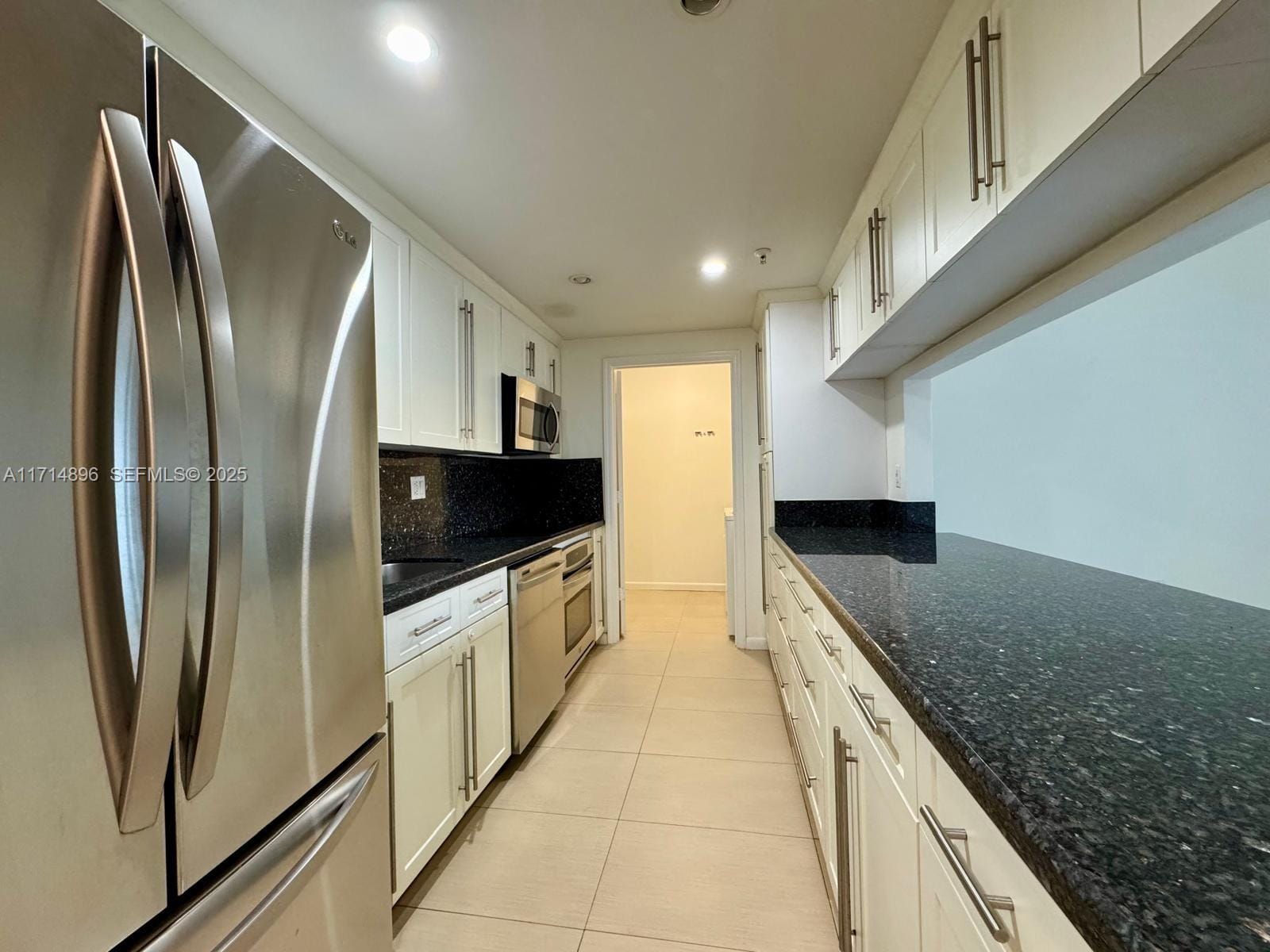 9755 NW 52nd Street 107, Doral, FL 33178 photo 7