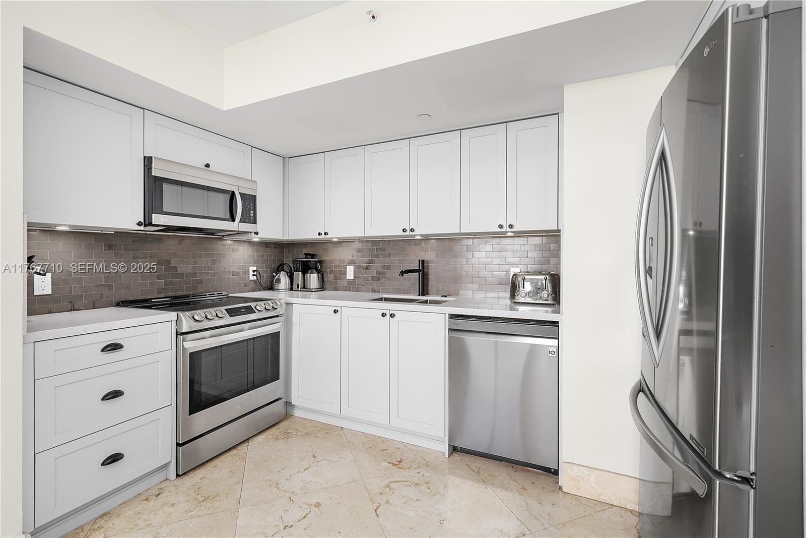 1330 West Avenue 1908, Miami Beach, FL 33139 photo 19