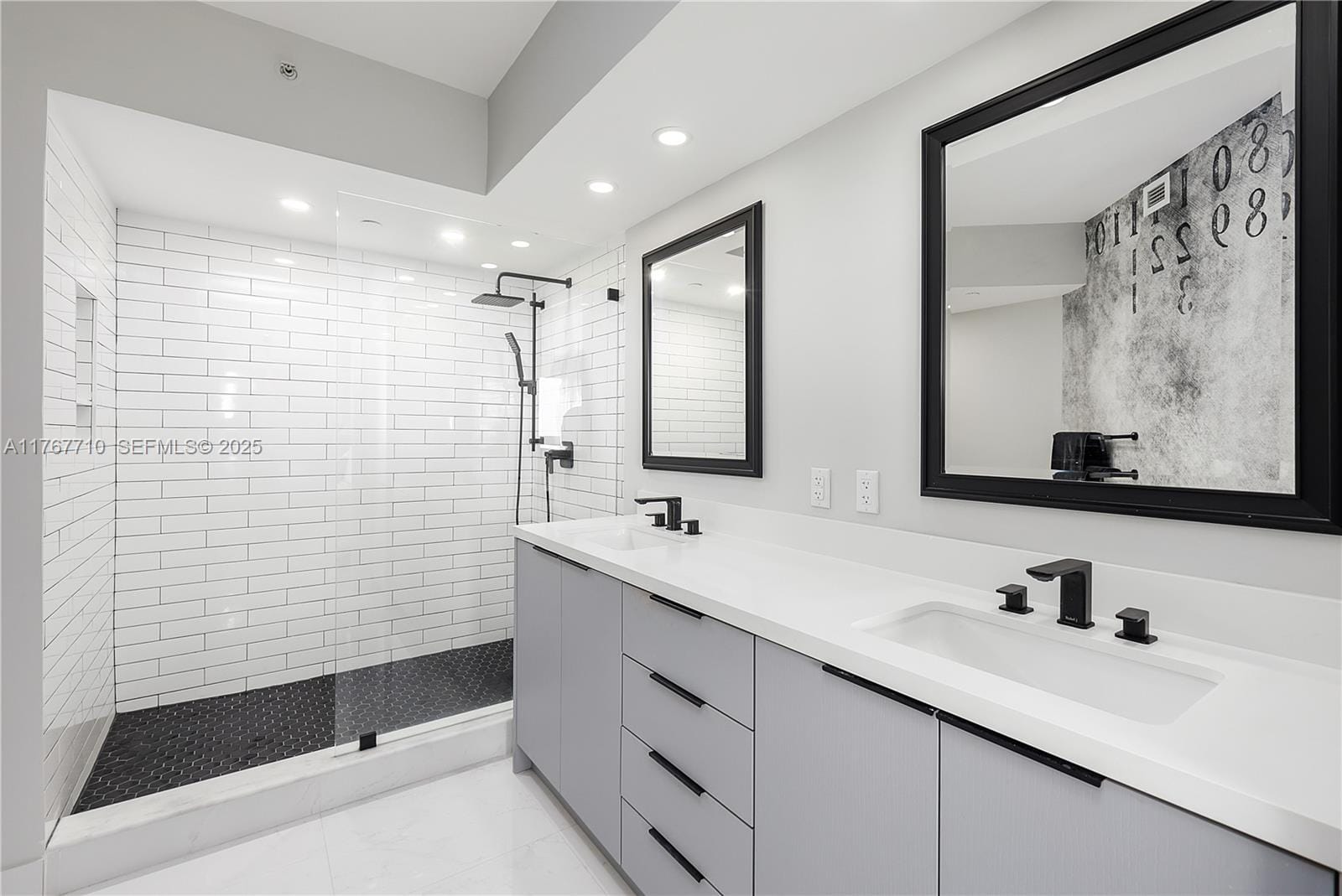 1330 West Avenue 1908, Miami Beach, FL 33139 photo 24
