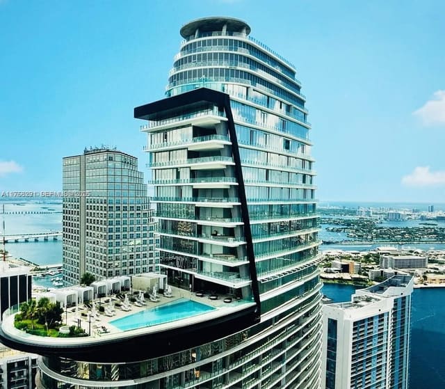 300 Biscayne Blvd Way 3707, Miami, FL 33131