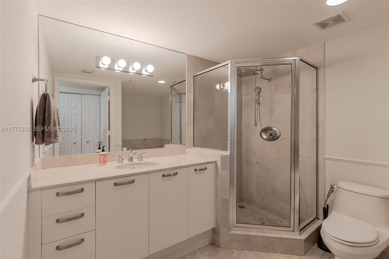 2030 S Douglas Road 718, Coral Gables, FL 33134 photo 14