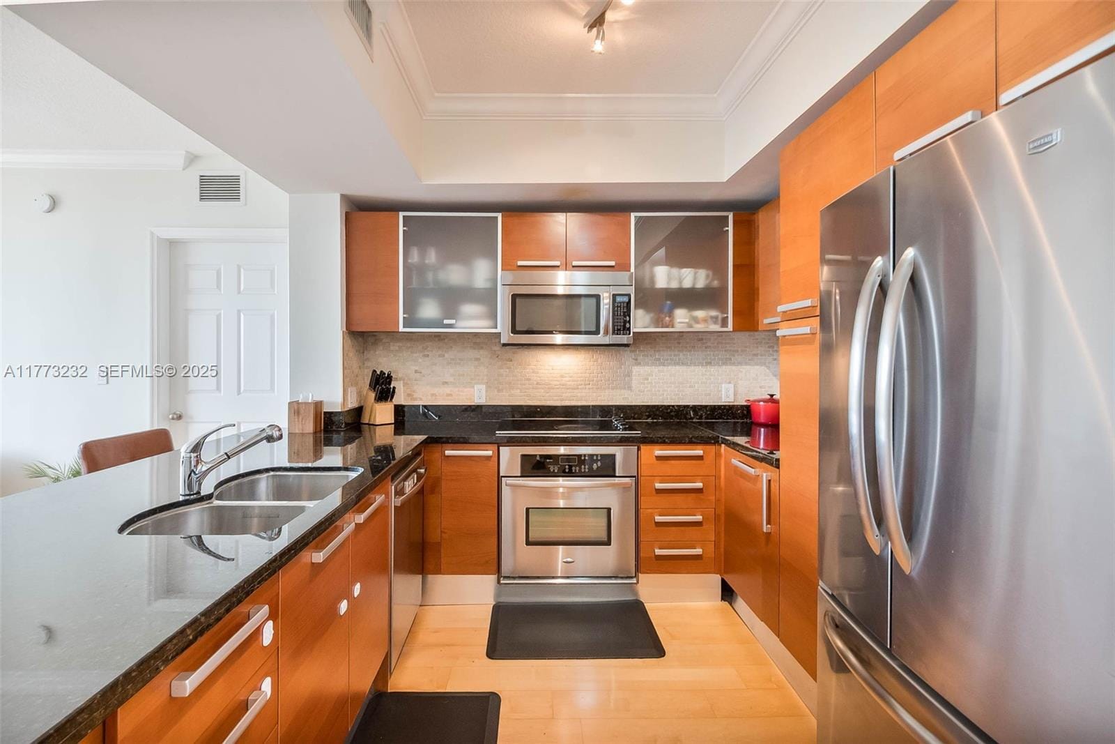 2030 S Douglas Road 718, Coral Gables, FL 33134 photo 7