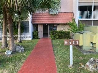 8501 NW 8th Street 307, sold in Summit Chase Condo, Miami, FL